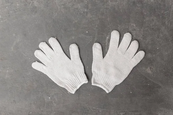 Rękawice wykonane z tkaniny biały, do zastosowań przemysłowych. — Zdjęcie stockowe
