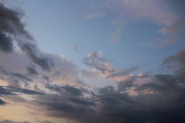  Sunrise, renkli gökyüzü ve bulut güzel doğa üzerinde 