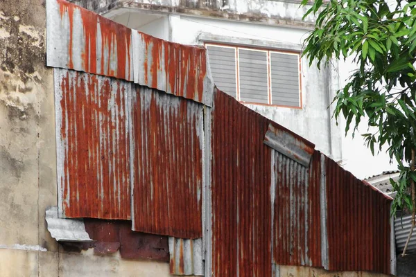 Zinc wall texture pattern rusty corrugated metal — Stock Photo, Image