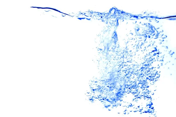 Splash движения воды синяя волна, с пузырьками воздуха на белой спине — стоковое фото