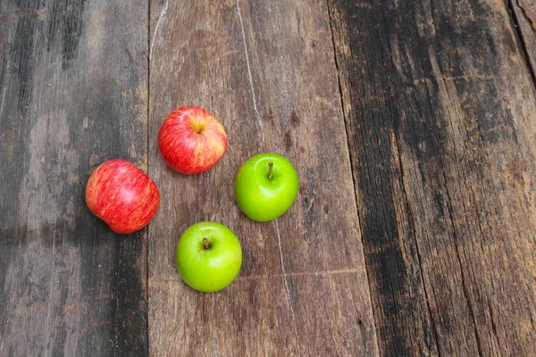 Manzana roja de cerca — Foto de Stock