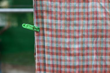 Plastik clothespin yeşil pin ve basma hattı yıkama kurutma