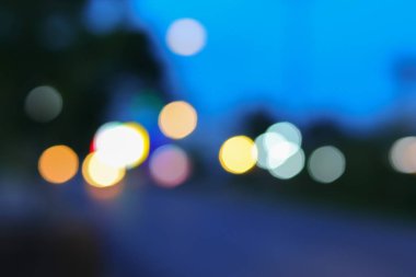 Soyut bulanık bokeh colorfu güzel polis ile gece görünümü