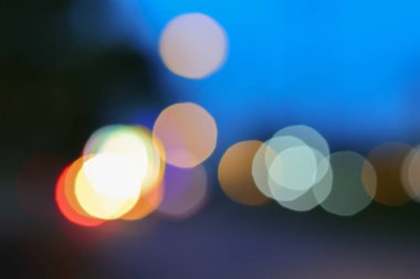 Soyut bulanık bokeh colorfu güzel polis ile gece görünümü