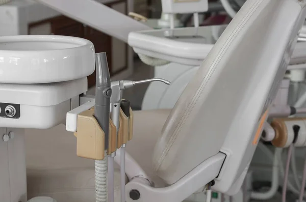 Equipo Especializado Clínica Herramientas Para Dentistas Metálicos Para Tratar Todo — Foto de Stock