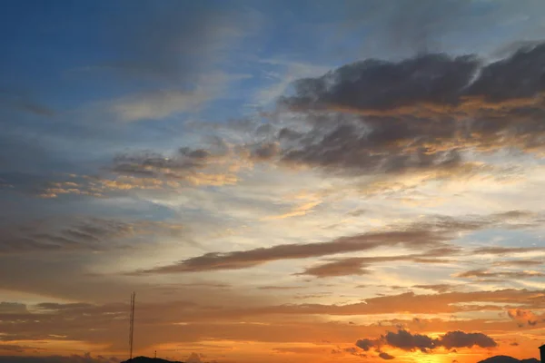 Небо Закате Движение Облака Красивые Красочные Вечерние Пространства Природы Добавления — стоковое фото