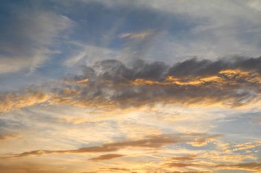 gökyüzü günbatımı ve hareket bulut, güzel renkli akşam doğa alanı için metin ekleme