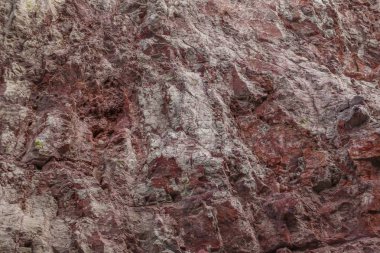 Stone cliff dağ dokusu, kaya zemininin yüzey uçurumu.