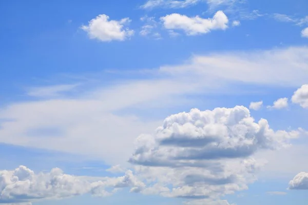 Blauwe Hemel Witte Wolk Mooie Kleurrijke Natuur Met Kopie Ruimte — Stockfoto