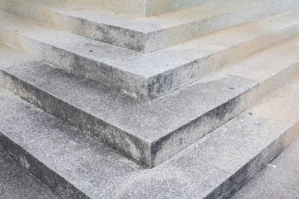 Escadas velho pedra terrazzo, piso de mármore ao ar livre edifício — Fotografia de Stock