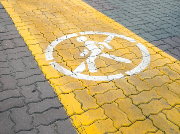 Пешеходного Знака Нарисованной Велосипедной Дорожке — стоковое фото