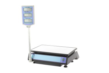 Beyaz bir arka plan üzerinde gıda tartmak için teraziler.