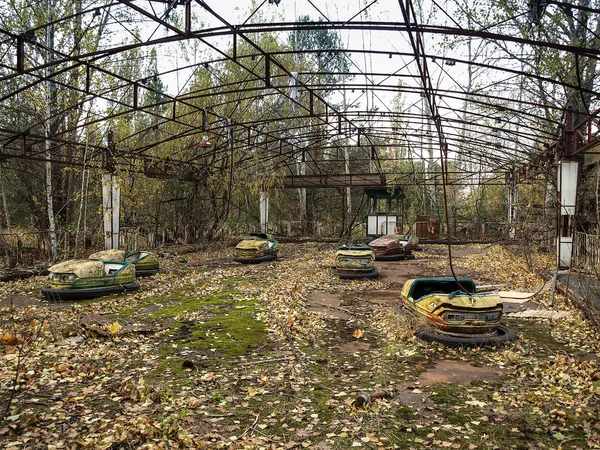 Roda gigante em Pripyat cidade fantasma perto de Chernobyl, 2016 — Fotografia de Stock