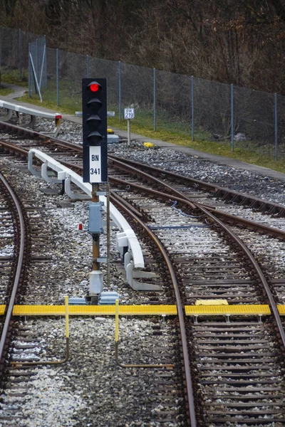 Torów kolejowych i przełączniki w Froettmaning w Monachium, 2015 — Zdjęcie stockowe