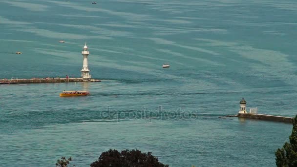 Pintu masuk pelabuhan di danau Jenewa, Switzlerand, 2016 — Stok Video