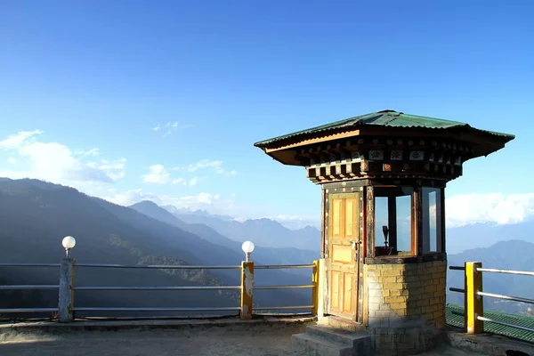 Passo Dochula sulla strada da Thimphu a Punaka, Bhutan — Foto Stock