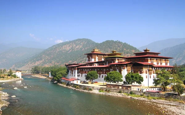 Punakha dzong Kloster oder pungthang dewachen phodrang (Palast o — Stockfoto