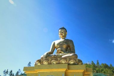 Buda Dordenma heykeli mavi gökyüzü arka plan, Giant Buddha, Thi üzerinde