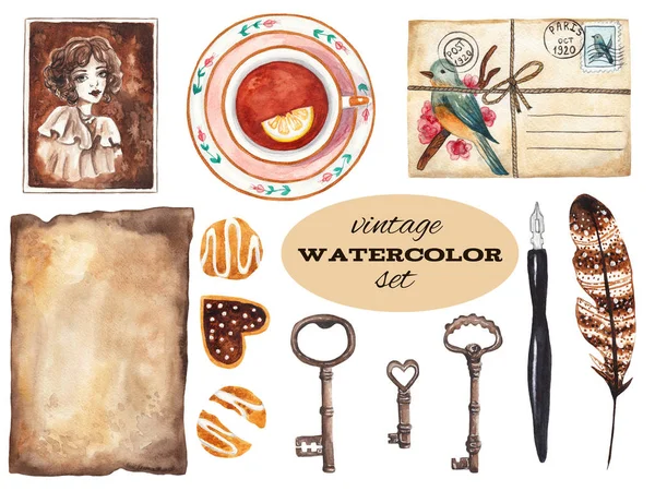 Vintage sady. Foto, klíče, čistý papír, pero, peří, obálka, šálek čaje a soubory cookie. Akvarelu ilustrace na bílém pozadí izolované — Stock fotografie