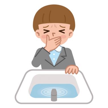 Banyoda tükürme kadın