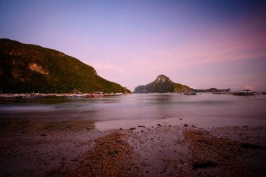 El Nido, Palawan, Filipinler Sabahın erken saatlerinde