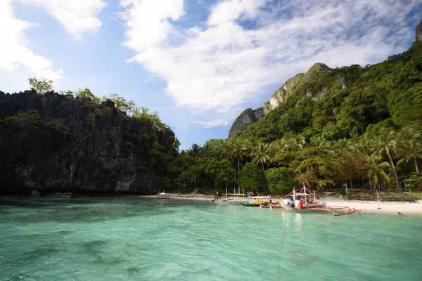 Paradise Island Águas Cristalinas Nido Palawan Filipinas — Fotografia de Stock