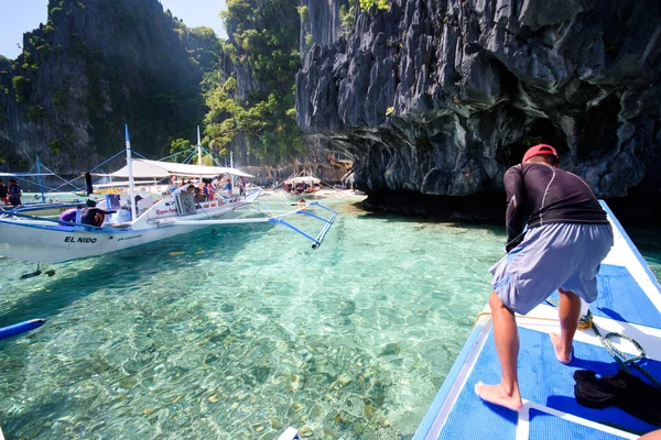 Paradiesische Insel Und Kristallklares Wasser Von Nido Palawan Philippinen — Stockfoto