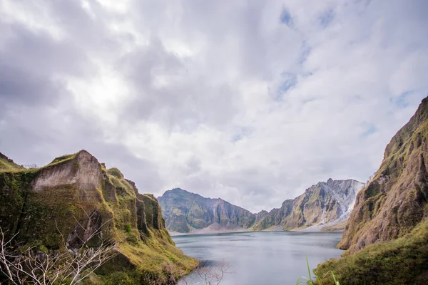 Lago Cratera Pinatubo Belo Desastre — Fotografia de Stock