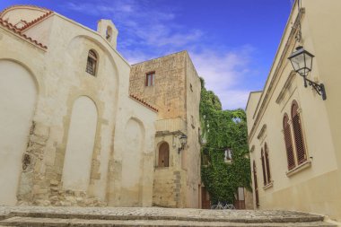 : Salento: Saint Peter's basilica Bizans. Apulia, İtalya. Otranto, İtalya için Yunanca-Messapian kökenli kıyı kenti eski şehir içinde Aziz Peter Kilisesi.