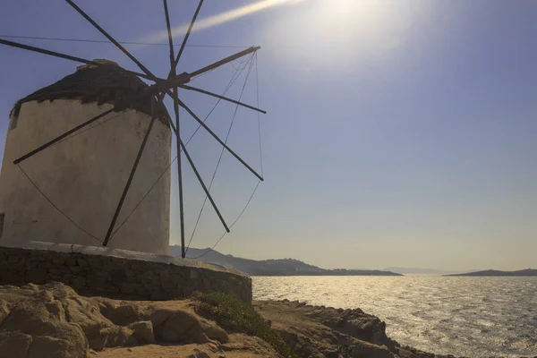 Geleneksel Grece Yel Değirmeni Yel Değirmenleri Yunanistan Mykonos Adasının Ikonik — Stok fotoğraf