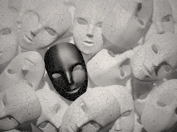 Улыбающаяся черная маска среди белых масок, концепция лицемерия — стоковое фото