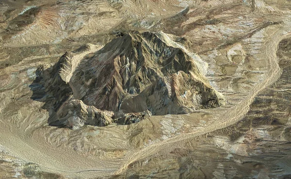 Montagne rocheuse isolée de vue aérienne pour le fond — Photo gratuite