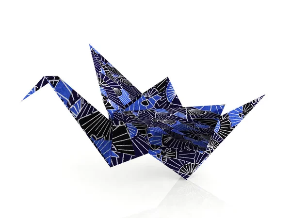 Бумажная птица оригами на белом фоне — стоковое фото