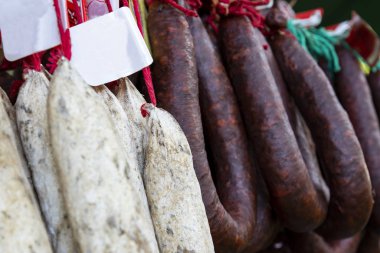 İspanya, Leon 'un tipik sosisi. Chorizo ve sosis..