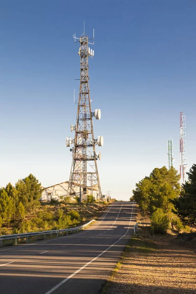 Telecommunications antenna for radio, television and telephony w — Stock Photo, Image
