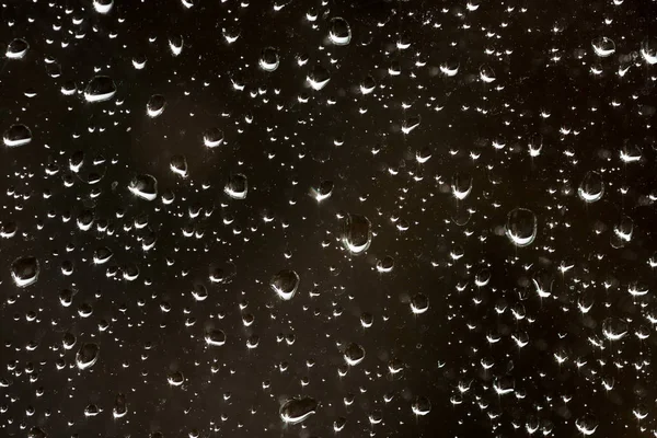 Σταγόνες βροχής σε γυαλί — Φωτογραφία Αρχείου
