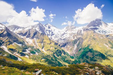 Rocky dağ manzarası, Alpler, Avusturya. Grossglockner. Dağ Görünümü.
