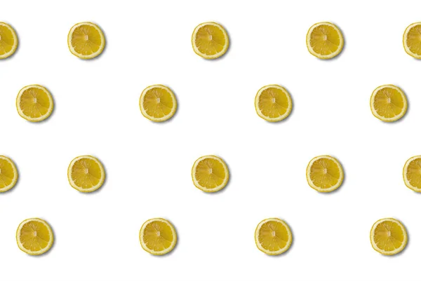 Beyaz arka planda limon deseni izole edildi. Taze yemek. Doğa.