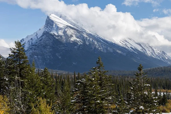 Mount Rundle near Banff Alberta — Stock Photo, Image