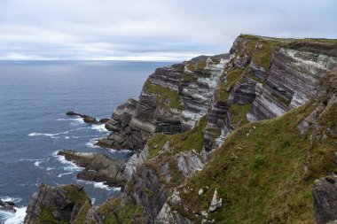 Kerry Kayalıkları, yakın çekim.
