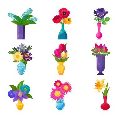 Vazo vektöründeki çiçekler güzel çiçek dekoru ve taze bahar çiçekli demet. Resimler çiçek açan laleler, beyaz arka planda izole edilmiş su bardağındaki güller.