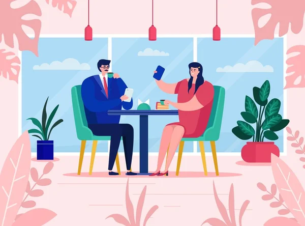 Os aparelhos de uso de casal no café, ilustração vetorial. Homem mulher personagem sentado restaurante mesa, data romântica. Menina fazer selfie — Vetor de Stock