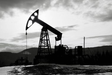 Petrol rig günbatımı