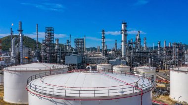 Petrol, rafineri ve petrokimya, fabrika sanayi işleri.