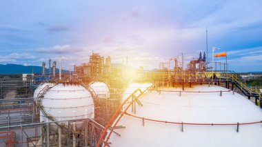 Petrokimya fabrikası ve petrol için sanayi tankları veya küresel tanklar