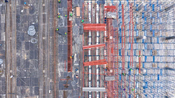Bovenaanzicht bovenaanzicht bouwplaats met industriële consultatie m — Stockfoto
