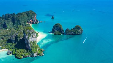 Hava manzaralı Railay Sahili ve Phra Nang Mağara Sahili