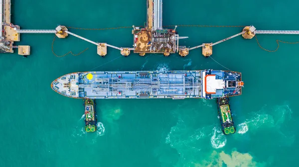 Yakıt Tankeri Gemisi Liman Görüntüsüne Yukarıdan Yükleniyor Tanker Gemisi Lojistik — Stok fotoğraf