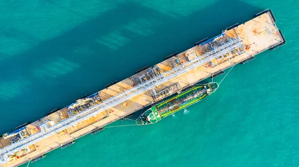 Hava Görüntülü Tanker Gemisi Limanda Boşaltılıyor Petrol Ithalatı Tanker Nakliye — Stok fotoğraf