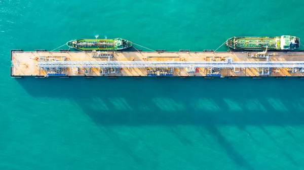 Hava Görüntülü Tanker Gemisi Limanda Boşaltılıyor Petrol Ithalatı Tanker Nakliye — Stok fotoğraf